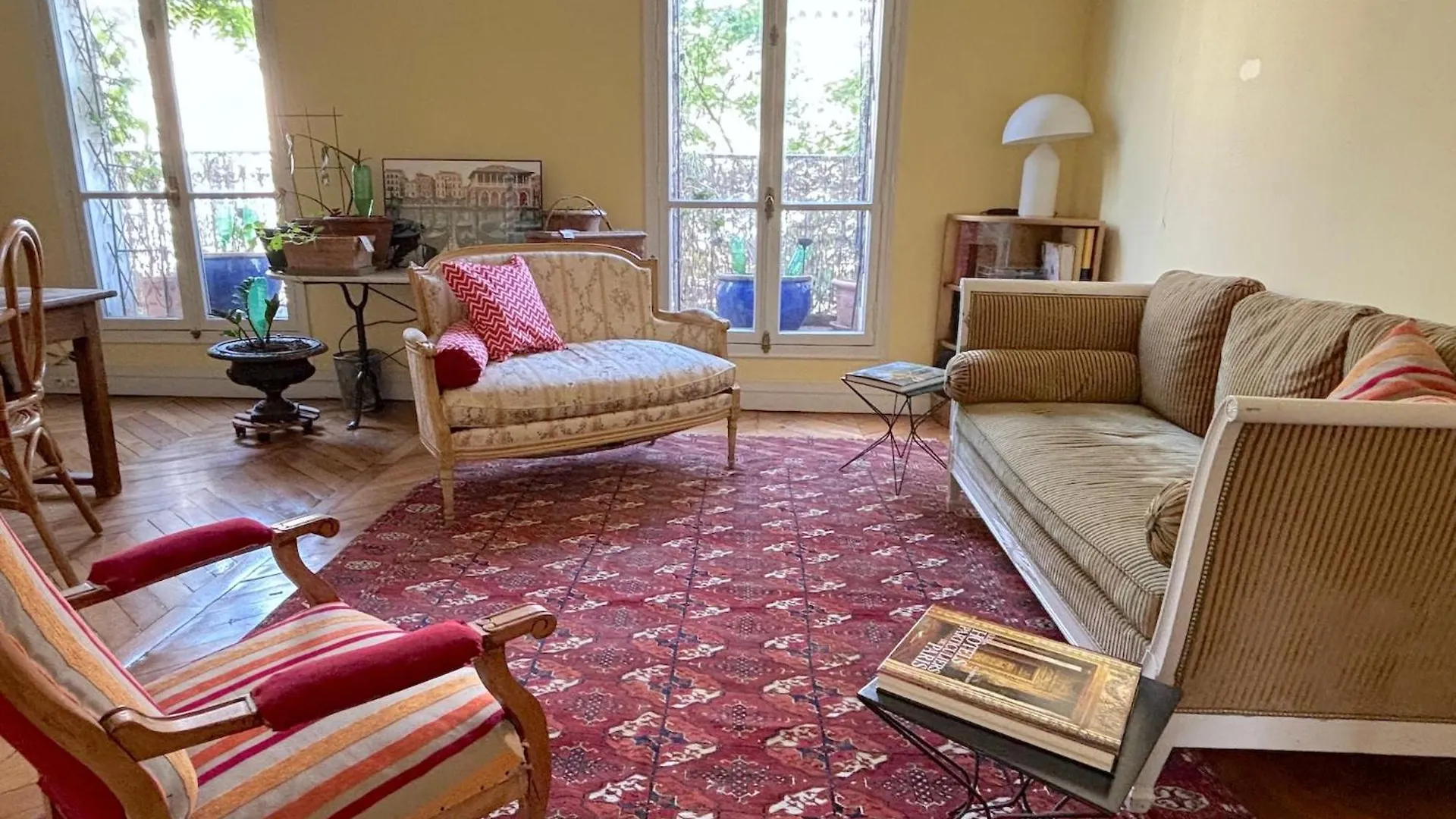 L'Appartement Michelangelo Paris Apartment